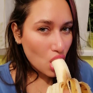 Video by sandysmallfeet published on May 26,2023 20:47:00 - BestThots