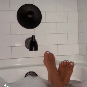 Video by onlyfeetofandi published on April 30,2023 07:32:00 - BestThots