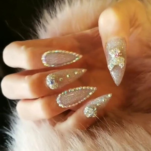 Video by ninadiamondz published on August 18,2023 01:53:26 - BestThots