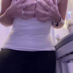 Video by jadescorner8086 published on April 23,2023 01:34:00 - BestThots