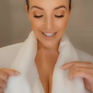 Video by angelawhite published on November 21,2023 08:08:28 - BestThots