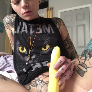 Video by sunnyhues published on June 21,2023 00:06:00 - BestThots