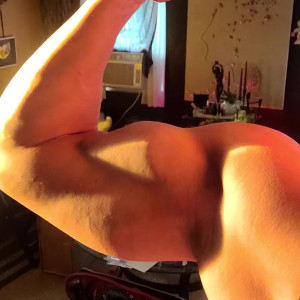 Video by musclegeisha published on June 5,2023 08:54:00 - BestThots