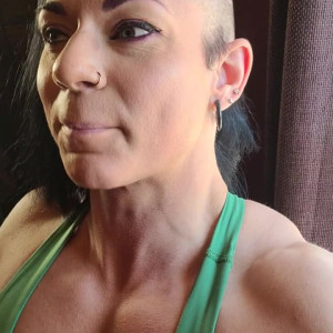 Video by musclegeisha published on April 4,2023 09:59:00 - BestThots
