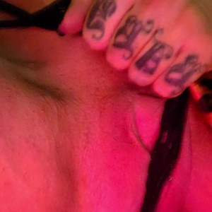 Video by musclegeisha published on May 25,2023 23:35:00 - BestThots