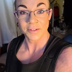 Video by musclegeisha published on April 12,2023 20:31:00 - BestThots
