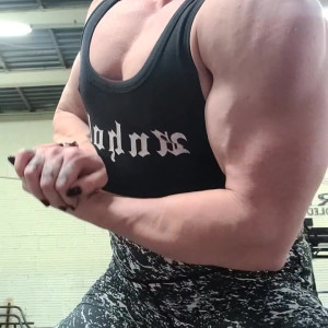 Video by musclegeisha published on July 25,2023 07:06:00 - BestThots
