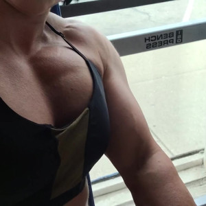 Video by musclegeisha published on March 10,2023 19:20:00 - BestThots