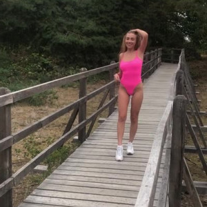 Video by niemira published on March 18,2023 00:52:00 - BestThots
