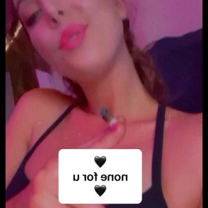 Video by yourgirlmillie published on June 9,2023 05:06:00 - BestThots