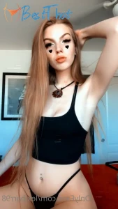 Video by lexibarr98 published on January 22,2025 06:00:56 - BestThots