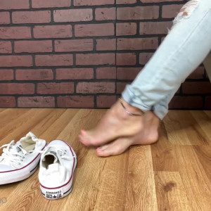 Video by flirtypaws published on August 1,2023 08:31:00 - BestThots