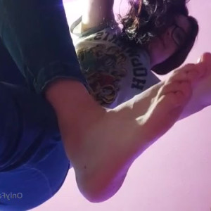 Video by thawniefeet published on July 21,2023 21:02:00 - BestThots