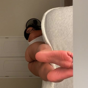Video by kamixfeet published on March 5,2023 22:54:00 - BestThots