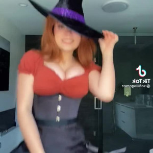 Video by sofiiiiagomez published on May 27,2023 12:52:00 - BestThots