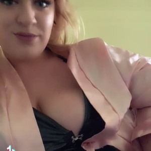 rosefeatherr #3723417