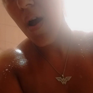 Video by meninaveneno75 published on August 26,2023 05:28:00 - BestThots