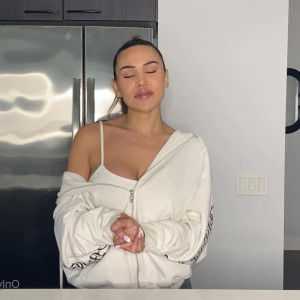 Video by dressuperis published on March 13,2023 00:56:00 - BestThots