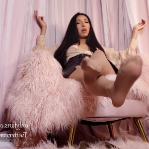 Video by empressjennxo published on April 14,2023 06:08:00 - BestThots