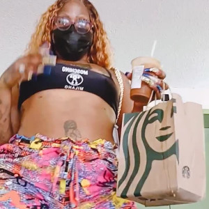 Video by mizzbeethebody published on July 18,2023 10:53:00 - BestThots