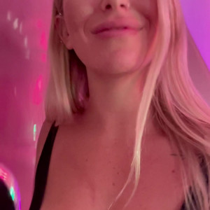 Video by b_findom published on June 11,2023 22:27:00 - BestThots