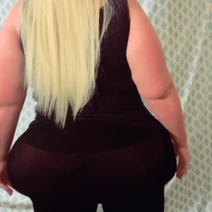 Video by sweetcherrybbw published on August 18,2023 03:06:24 - BestThots