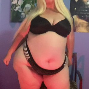 Video by sweetcherrybbw published on August 18,2023 05:37:45 - BestThots