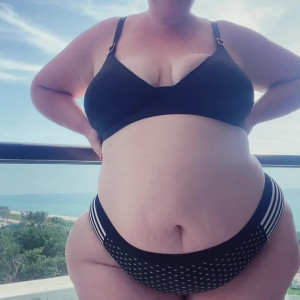 Video by sweetcherrybbw published on August 18,2023 03:06:38 - BestThots