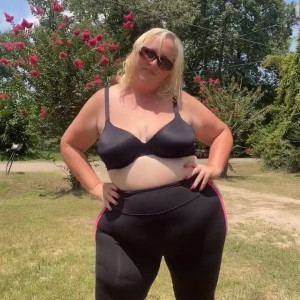 Video by sweetcherrybbw published on June 22,2023 10:00:00 - BestThots