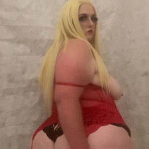 Video by sweetcherrybbw published on April 14,2023 23:50:00 - BestThots