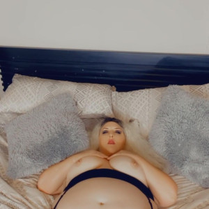 Video by sweetcherrybbw published on June 22,2023 18:23:00 - BestThots