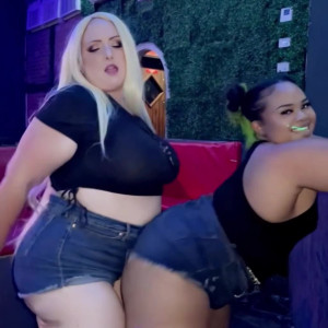 Video by sweetcherrybbw published on April 25,2023 22:54:00 - BestThots