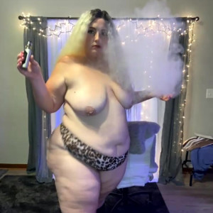 Video by sweetcherrybbw published on March 20,2023 00:24:00 - BestThots