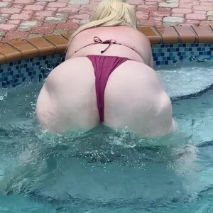 Video by sweetcherrybbw published on July 23,2023 18:33:00 - BestThots
