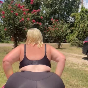 Video by sweetcherrybbw published on July 5,2023 04:20:00 - BestThots