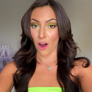Video by himexmarie published on August 18,2023 12:43:22 - BestThots