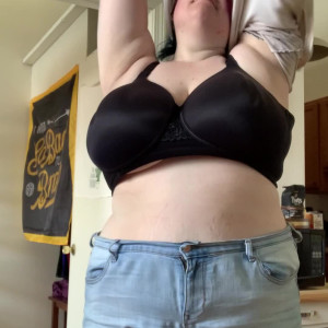 Video by naughtynyxie published on August 18,2023 04:40:19 - BestThots