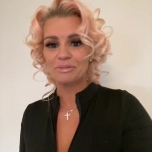 Video by kerrykatona7 published on March 3,2023 06:23:00 - BestThots
