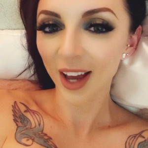 Video by londonlix published on June 12,2023 00:13:00 - BestThots