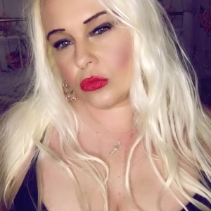 Video by maturesecrets published on May 9,2023 10:57:00 - BestThots