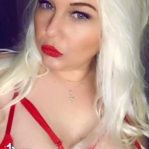 Video by maturesecrets published on May 21,2023 06:35:00 - BestThots
