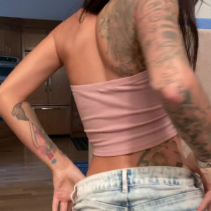 Video by brinamberlee published on August 18,2023 08:18:11 - BestThots