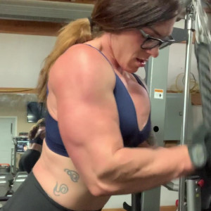 Video by musclemama1113 published on July 19,2023 08:09:00 - BestThots
