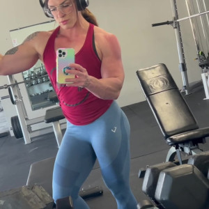 Video by musclemama1113 published on April 4,2023 12:00:00 - BestThots