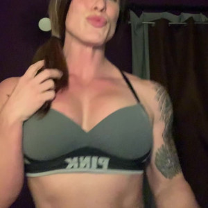 Video by musclemama1113 published on May 13,2023 22:21:00 - BestThots