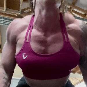 Video by musclemama1113 published on April 22,2023 06:15:00 - BestThots