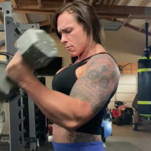 Video by musclemama1113 published on May 29,2023 22:27:00 - BestThots