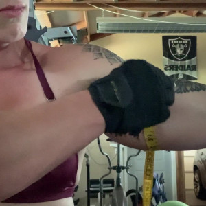 Video by musclemama1113 published on June 24,2023 22:47:00 - BestThots