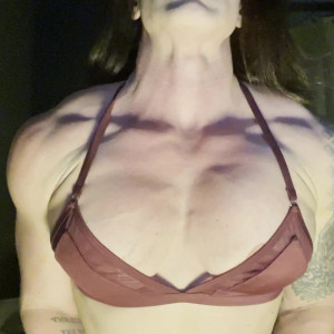 Video by musclemama1113 published on May 26,2023 09:04:00 - BestThots