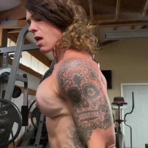 Video by musclemama1113 published on May 11,2023 11:10:00 - BestThots